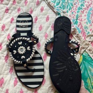 Jack rogers jelly flip flops